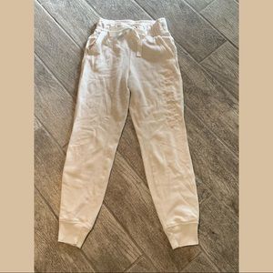 Abercrombie & Fitch White Sweatpants🌺